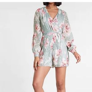 Floral Long Sleeve Pleated Wrap Front Romper Size M